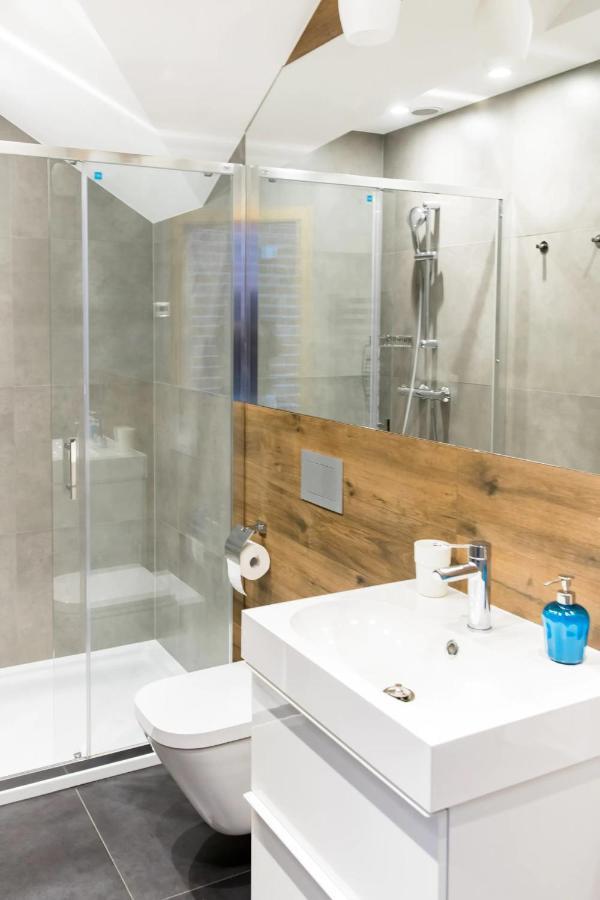 Neo Unique & Bright Apartments, Free Parking, 15Min Old Town & Kazimierz - By Homelike Krakow Luaran gambar